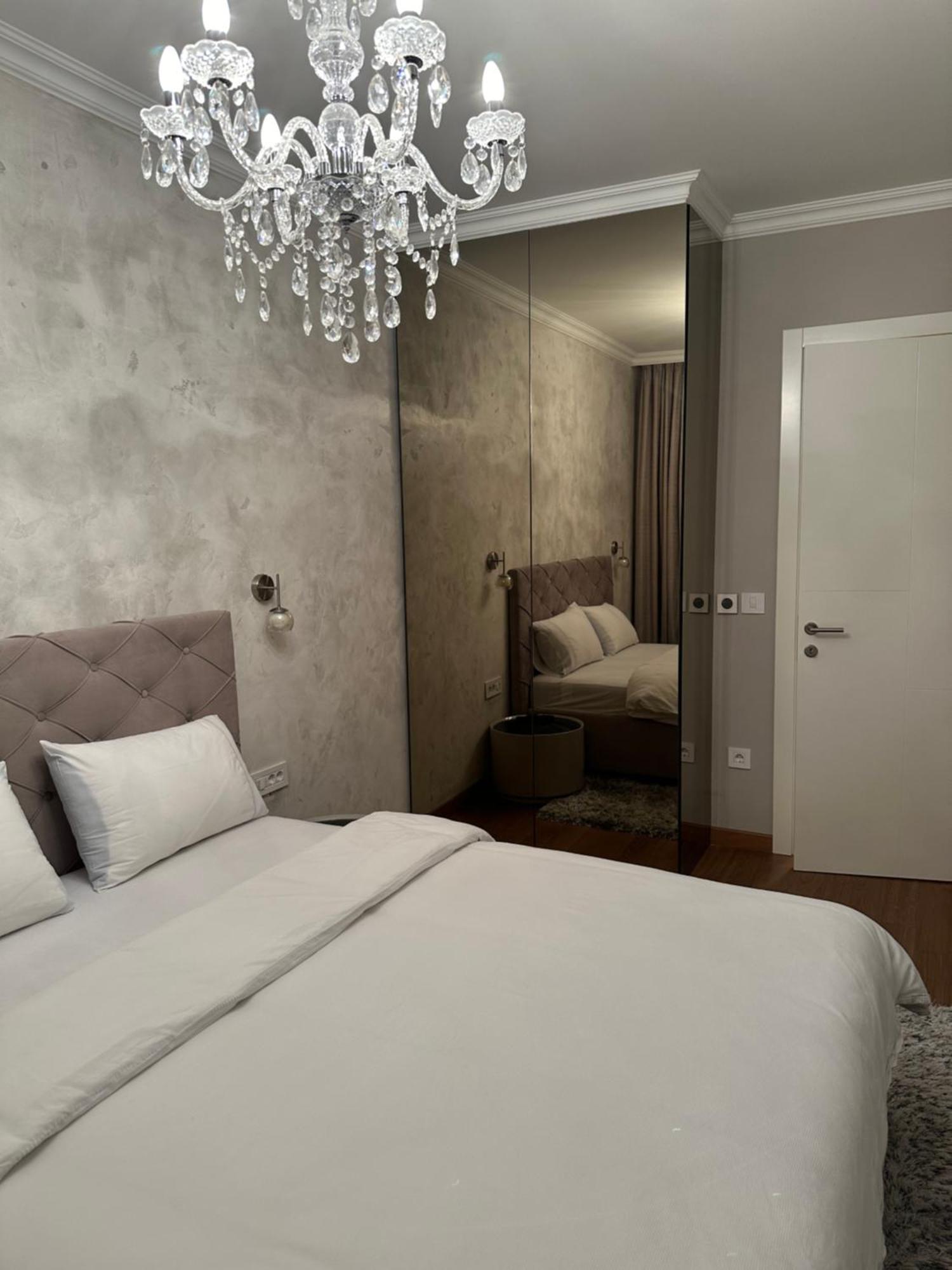 Pupin Palace Apartments โนวีซาด ภายนอก รูปภาพ