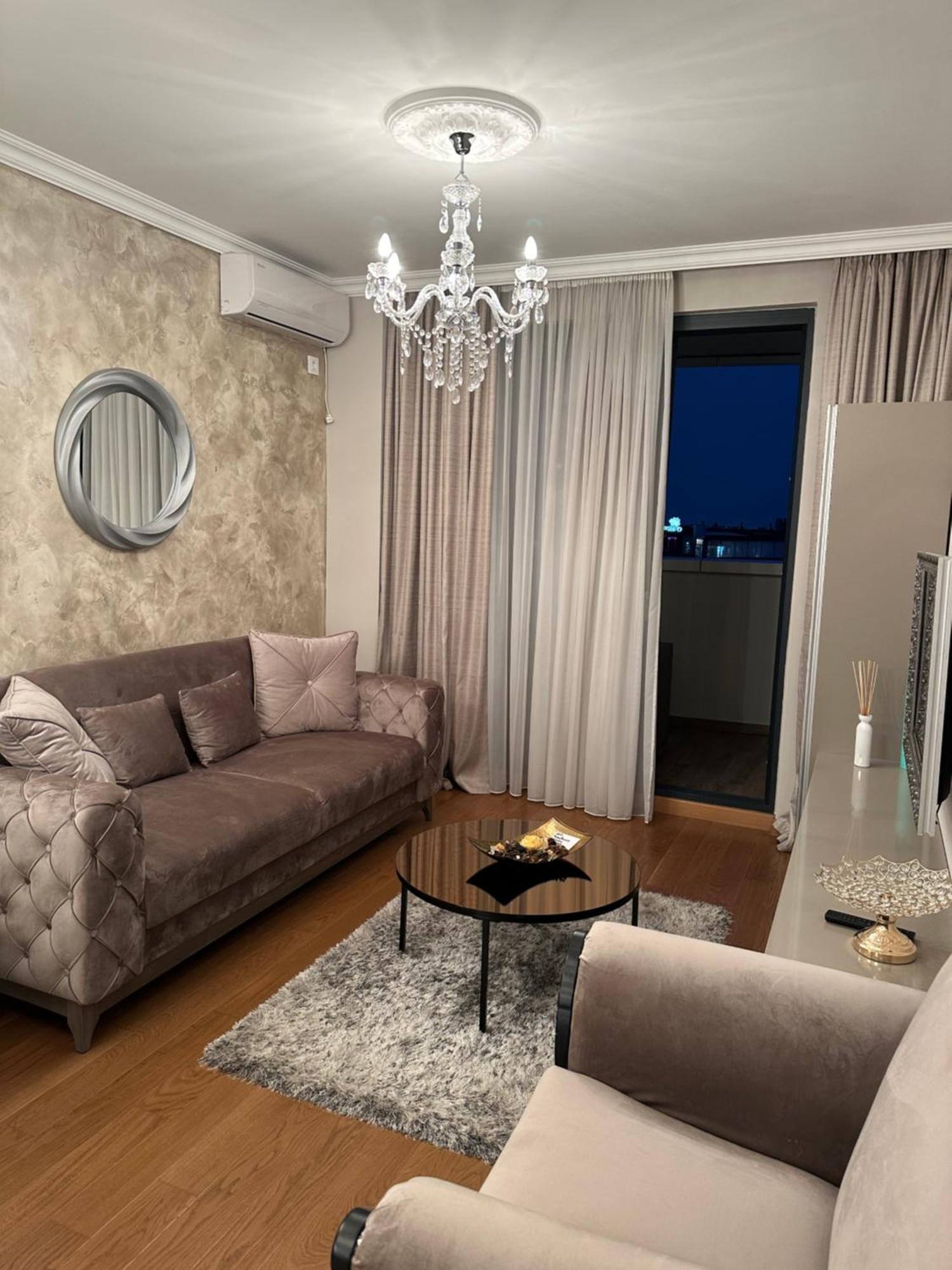 Pupin Palace Apartments โนวีซาด ภายนอก รูปภาพ