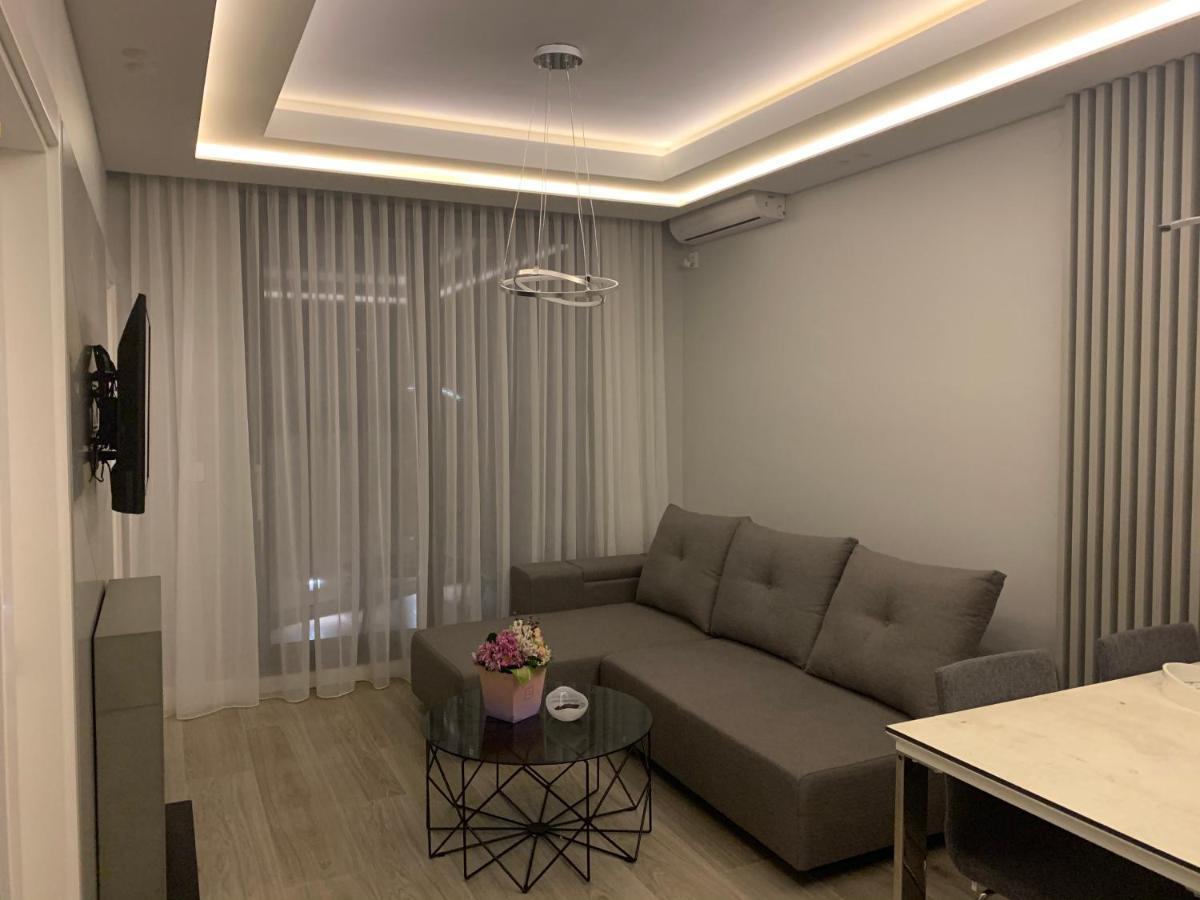 Pupin Palace Apartments โนวีซาด ภายนอก รูปภาพ